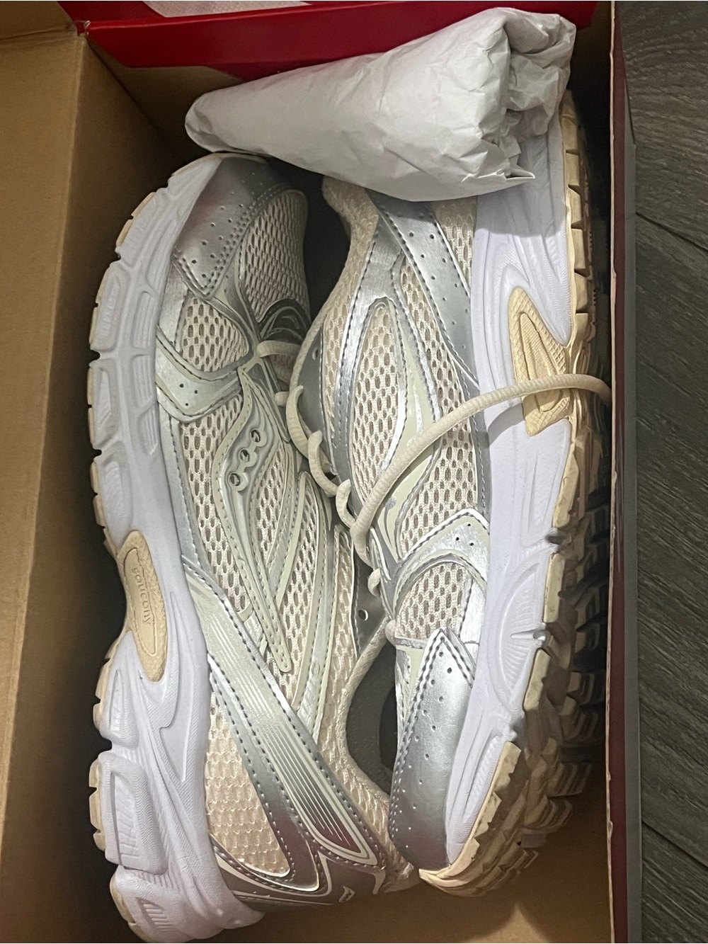 Saucony Women's Silver and Cream Running Shoes